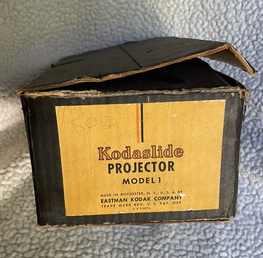 Vintage Eastman Kodak  Kodaslide Projector  Model 1 with box  made in USA