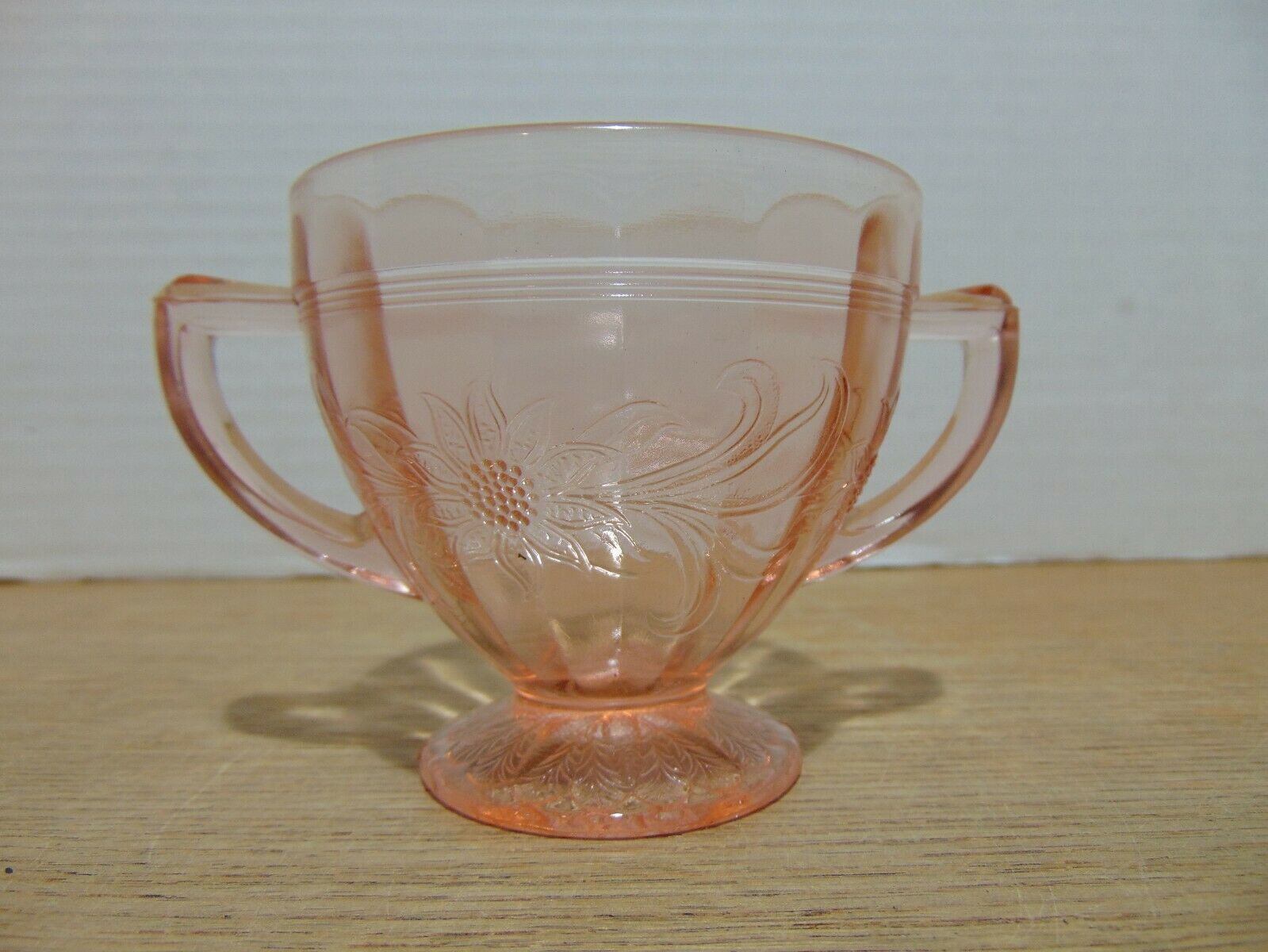 Jeannette Sunflower Pink Depression Glass Sugar Bowl 1930-1935