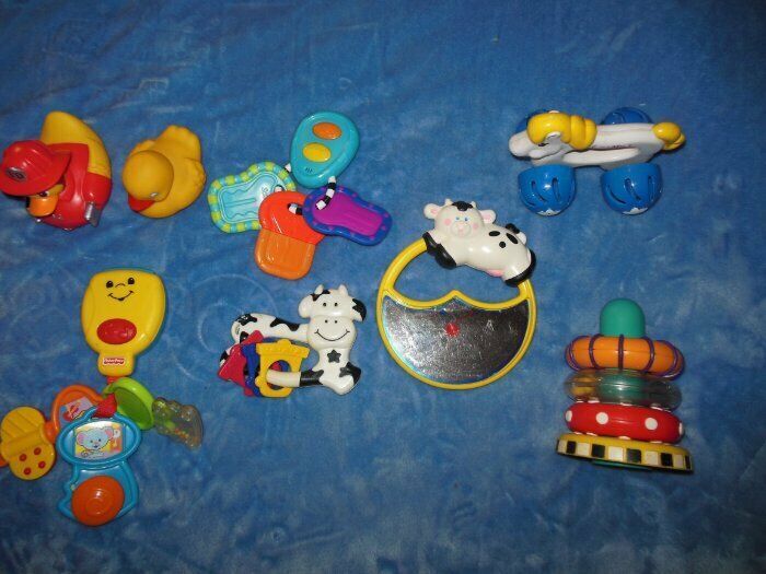 Lot Of Baby Toys Teethers.soothers,noise Makers Sassy Baby